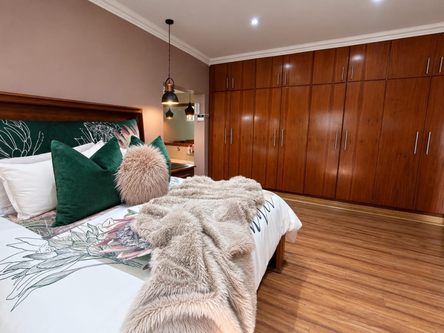 5 Bedroom Property for Sale in Universitas Free State